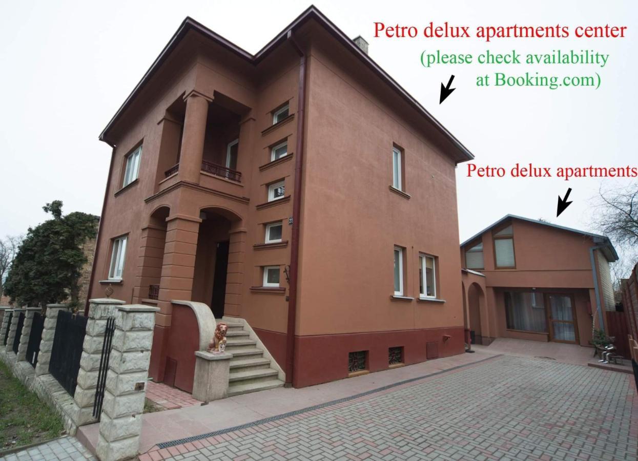 Petro Delux Apartments Kaunas Buitenkant foto