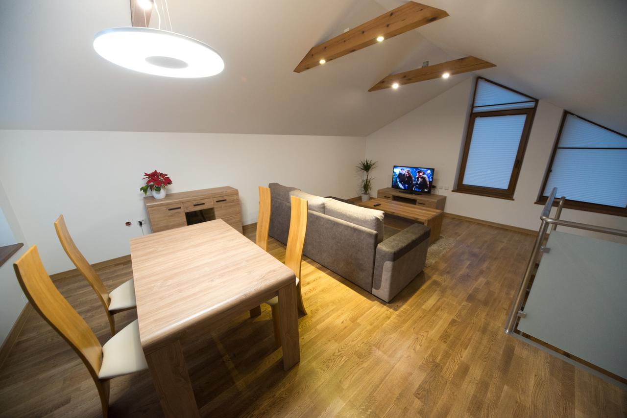 Petro Delux Apartments Kaunas Buitenkant foto
